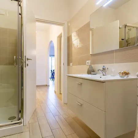 Blu 1p - Palazzina Laura Myho Casa * Tortoreto